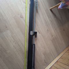 Foldable projector screen