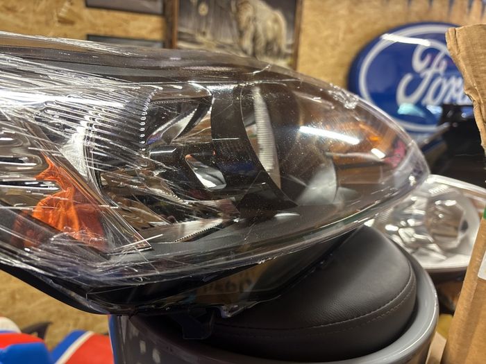ford focus 2008-2010 headlights
