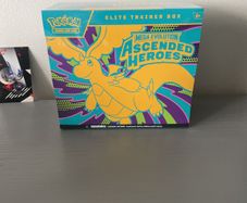 Pokemon Ascended Heros Elite trainer box