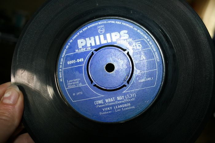 Single Vinyl's  85 pieces