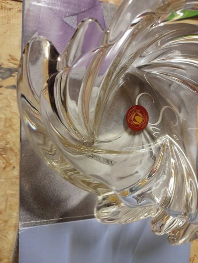 Crystal bowl