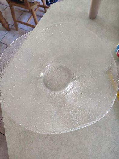 Beautiful Wavy glass bowl designed by Roberto Niederer associated with the Swiss Glasi Hergiswil. Bowl is an eye-catcher for every interior!