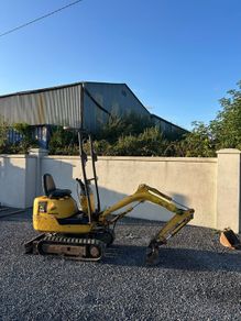 komatsu digger
