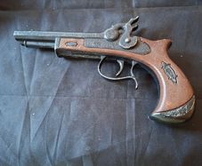 Old Heavy Collectable Toy Metal Guns Price is for 1 Only Postage or Collection
