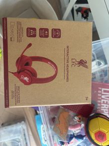 headset Liverpool