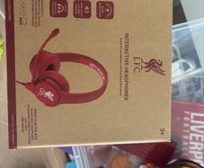 headset Liverpool