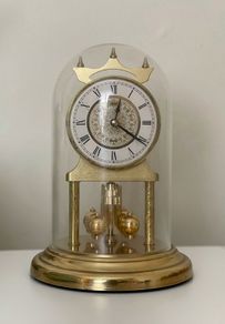 Motiv Dome Quartz Clock