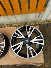 BMW i8 alloy wheels W Spoke style 470