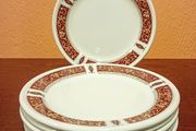 7 x Royal Doulton 'Steeelite' Plate 16,5 cm. Gold and Red Scroll Border