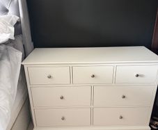 2 large chest of drawers and wardrobe