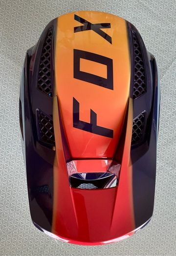Fox RPC carbon helmet