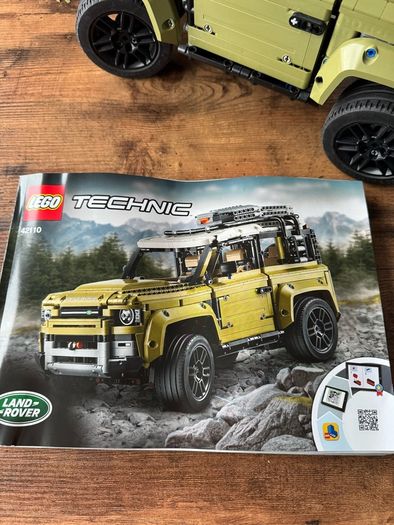 LEGO 42110 Land Rover Defender