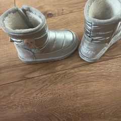 Girls Boots
