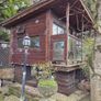 Garden doghouse Image 2