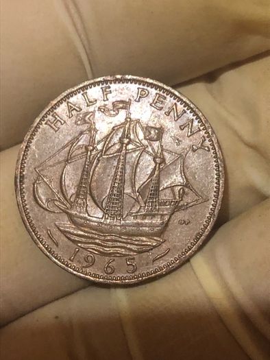 Elizabeth Halfpenny  x28 Pictures of each coin