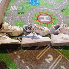 Boys runners (3 pairs)