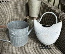 Garden Pots& Decor