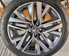 car tyres and wheels