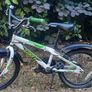 Child's bike Image 4