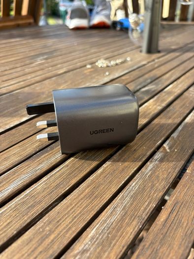 UGreen Phone Charger