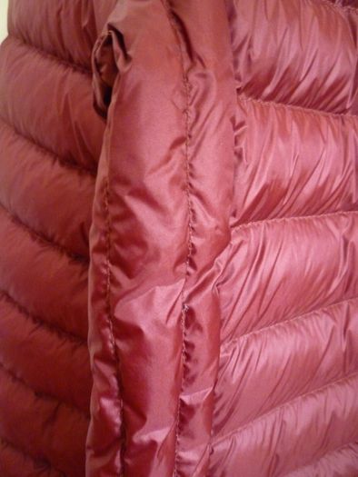 Spital Fields Gents Quilted Puffer Bomber  90% Down Puffer & 10% Feather Zipped Jacket coat. Medium. Colour Wine/burgundy/oxblood. Immaculate. Spitalfields