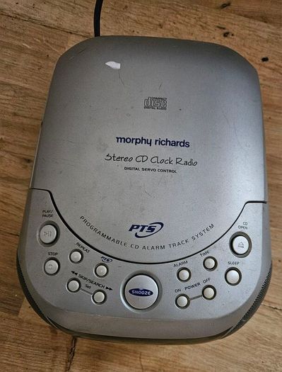 Morphy Richards Cd/Radio/Alarm Clock with Cds