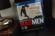 Mad Men ! Complete Season 2 ! Blu-ray ! Three Disc Set ! 2009 !