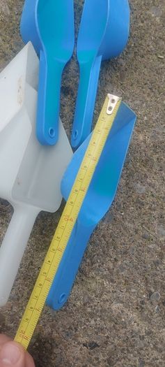 6 x scoops job lot,,used good condition, buyer collects or pays postage thank you, sold as is