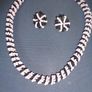 Vintage Beaded Necklace and Clip On Earrings for Sale Image 4