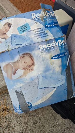 inflatable bed