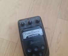 Ibanez soundtank cyberdrive cd5