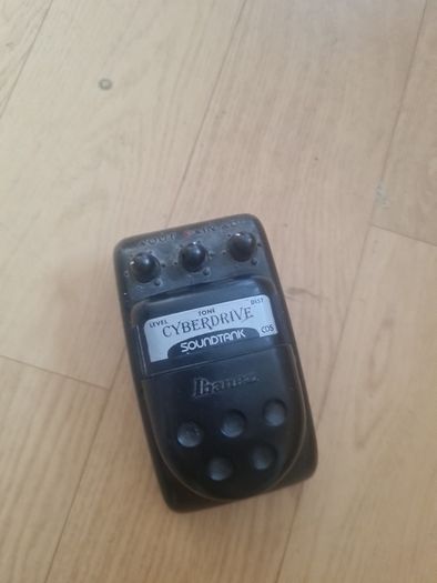 Ibanez soundtank cyberdrive cd5