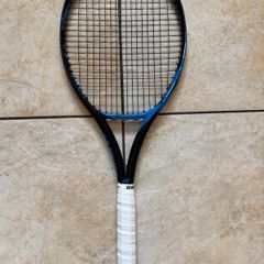 Tennis racquet Yonex Ezone 100 (300g)