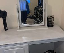 dressing table and chair