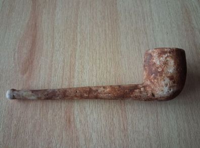 Vintage clay pipe