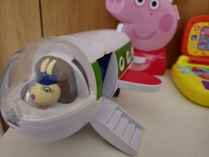 Peppa Pig toys and books set