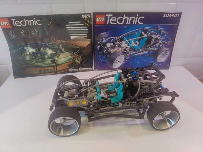 Lego Technics Command Vehicle 8428