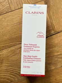 Clarins one step gentle exfoliating cleanser