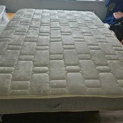 King size mattress