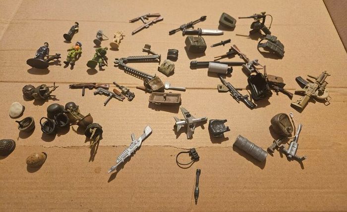 Tiny Army Figures plus other small accessories