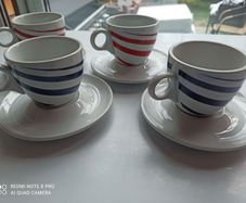 Cups & Saucers x11