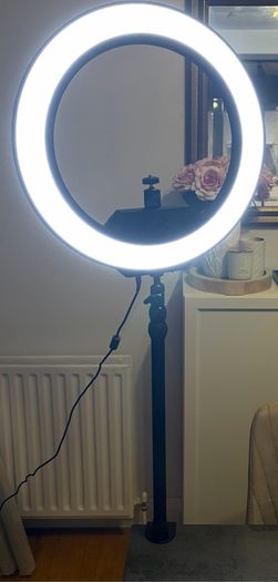 Elgato ring light with adjustable desk mount stand