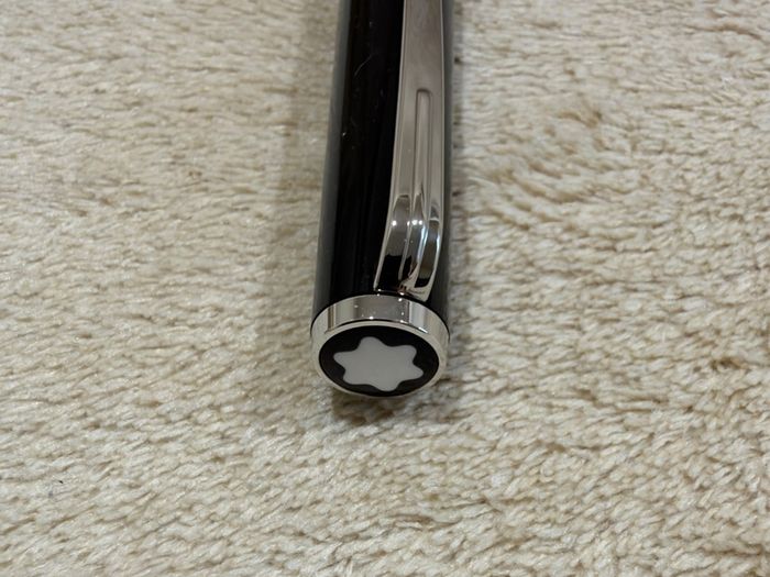 Montblanc Pix Ballpoint Pen ( 114797 )