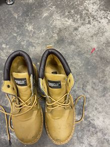 boots working