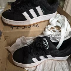 Adidas Campus