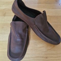 TED BAKER Leather Loafers (size 11)
