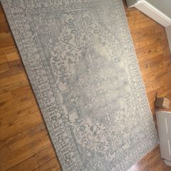 Rug