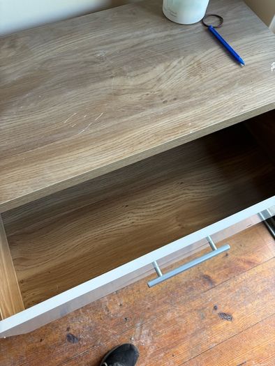Chest of drawers