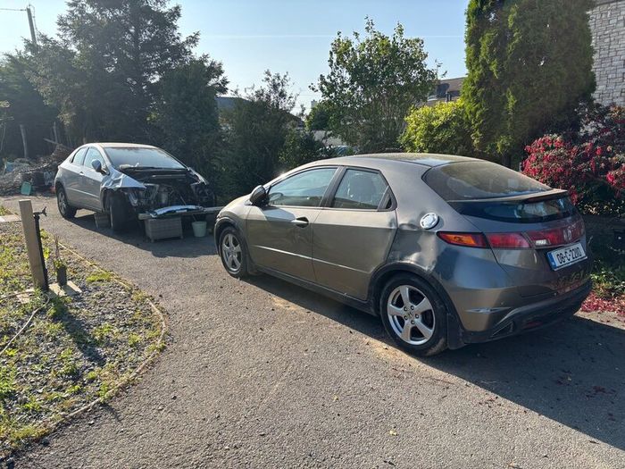 Honda Civic Exec. 1.8 i-VTEC Two Cars 3,250 ONO