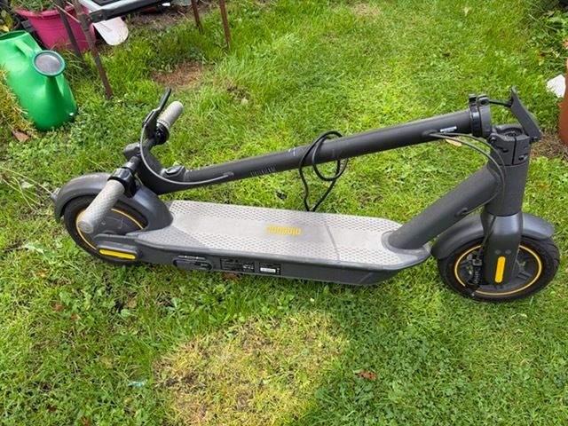 Ninebot Kick Scooter Max G30P